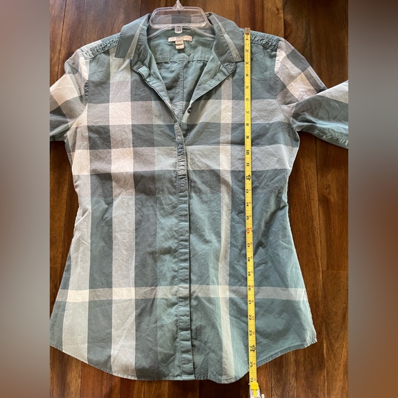 Burberry Britt Plaid button down Shirt - Picture 9 of 10